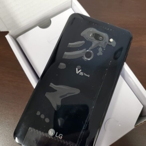 LG V35 ThinQ 64GB Black, Unlocked. In good condition !!! - Picture 9 of 9